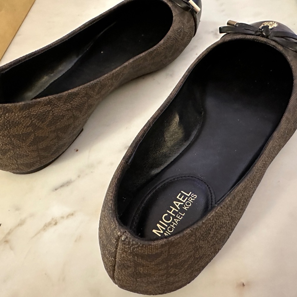 Michael Kors Ballet Flats - Picture 2 of 6